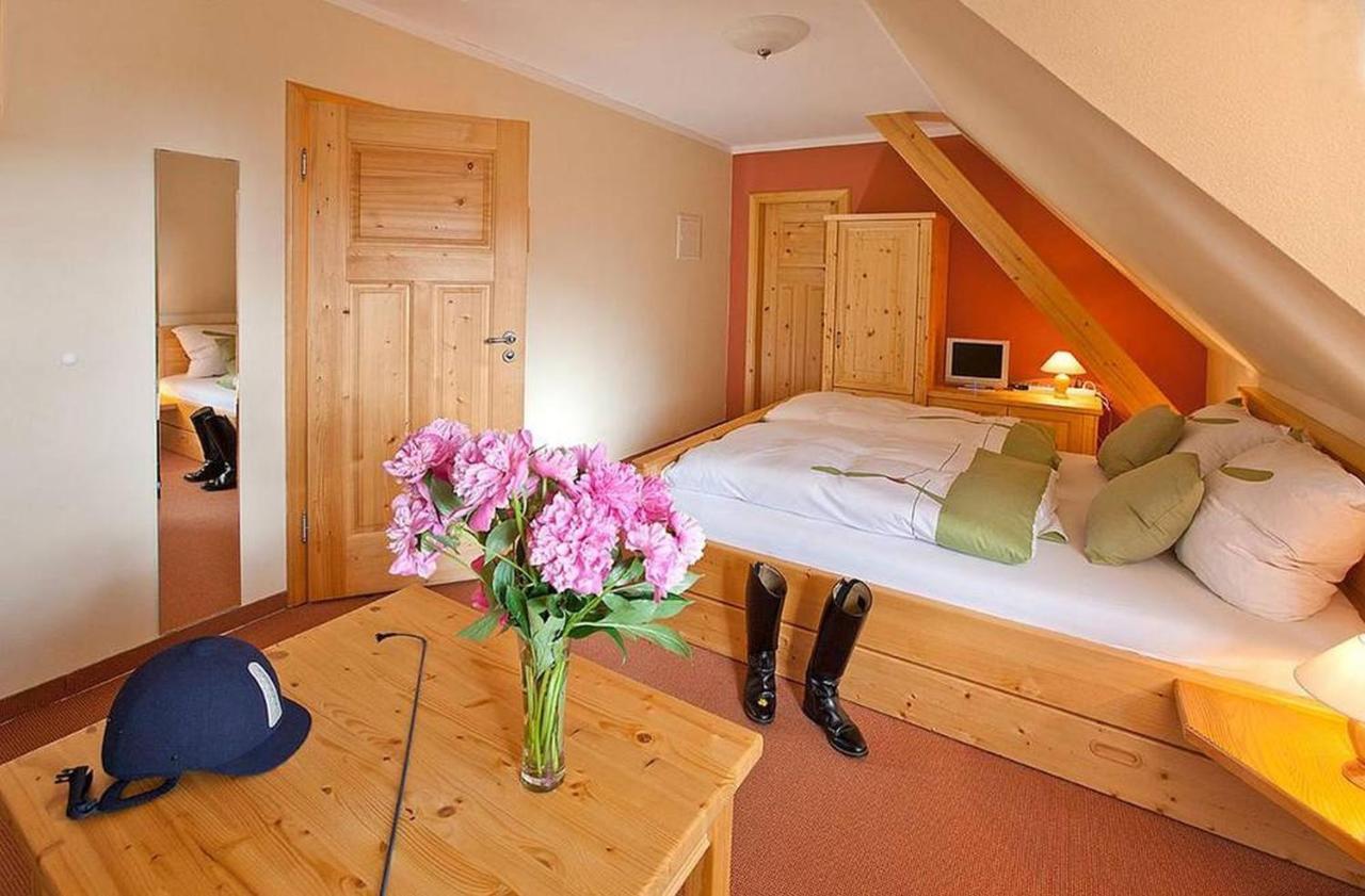 Naturhotel Etzdorfer Hof Schoenburg Экстерьер фото